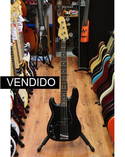 Fender American Standard P Bass Lefty Black